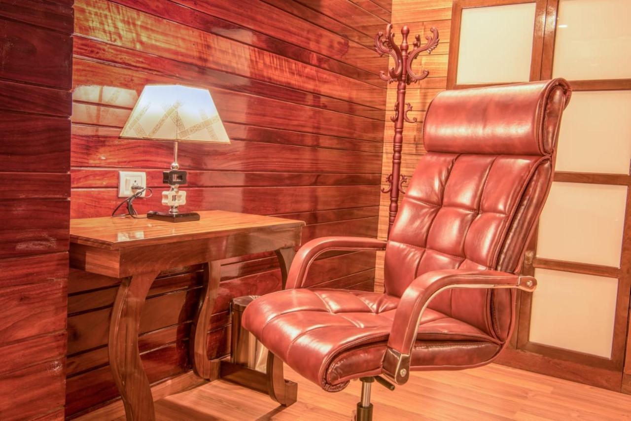 Heritage Mnr Hotel Порт Блеър Екстериор снимка